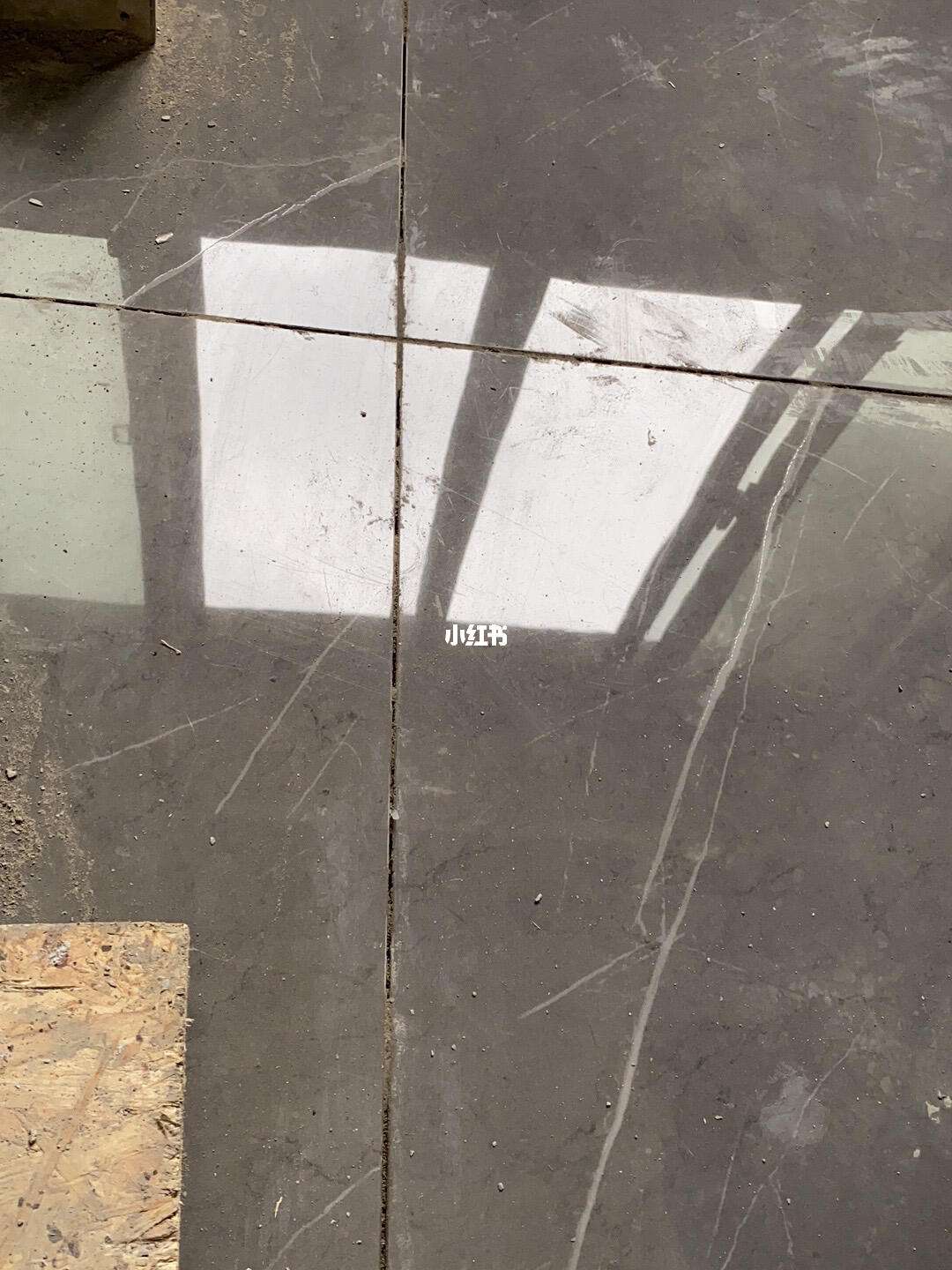 瓷砖脱了怎么办(瓷砖脱落有什么补救的方法)