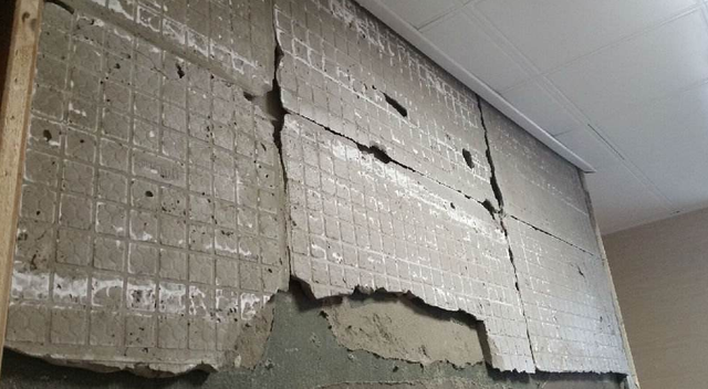 瓷砖空鼓胶到底起不起作用(瓷砖空鼓胶到底起不起作用呢)