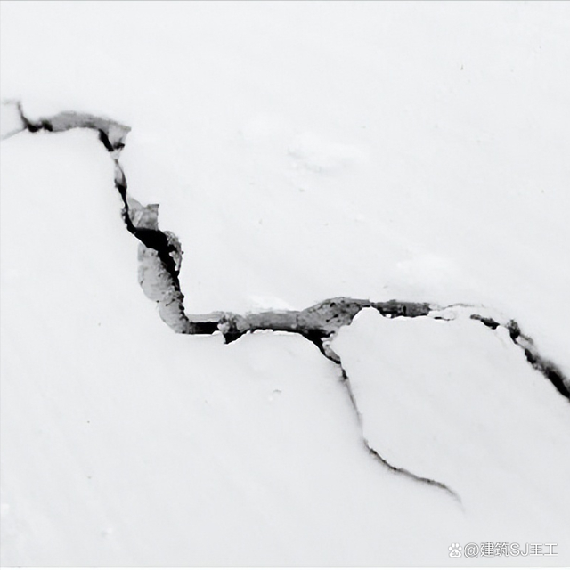 墙面砖开裂的原因(墙砖裂开是什么原因) 墙面砖开裂的原因(墙砖裂开是什么原因)