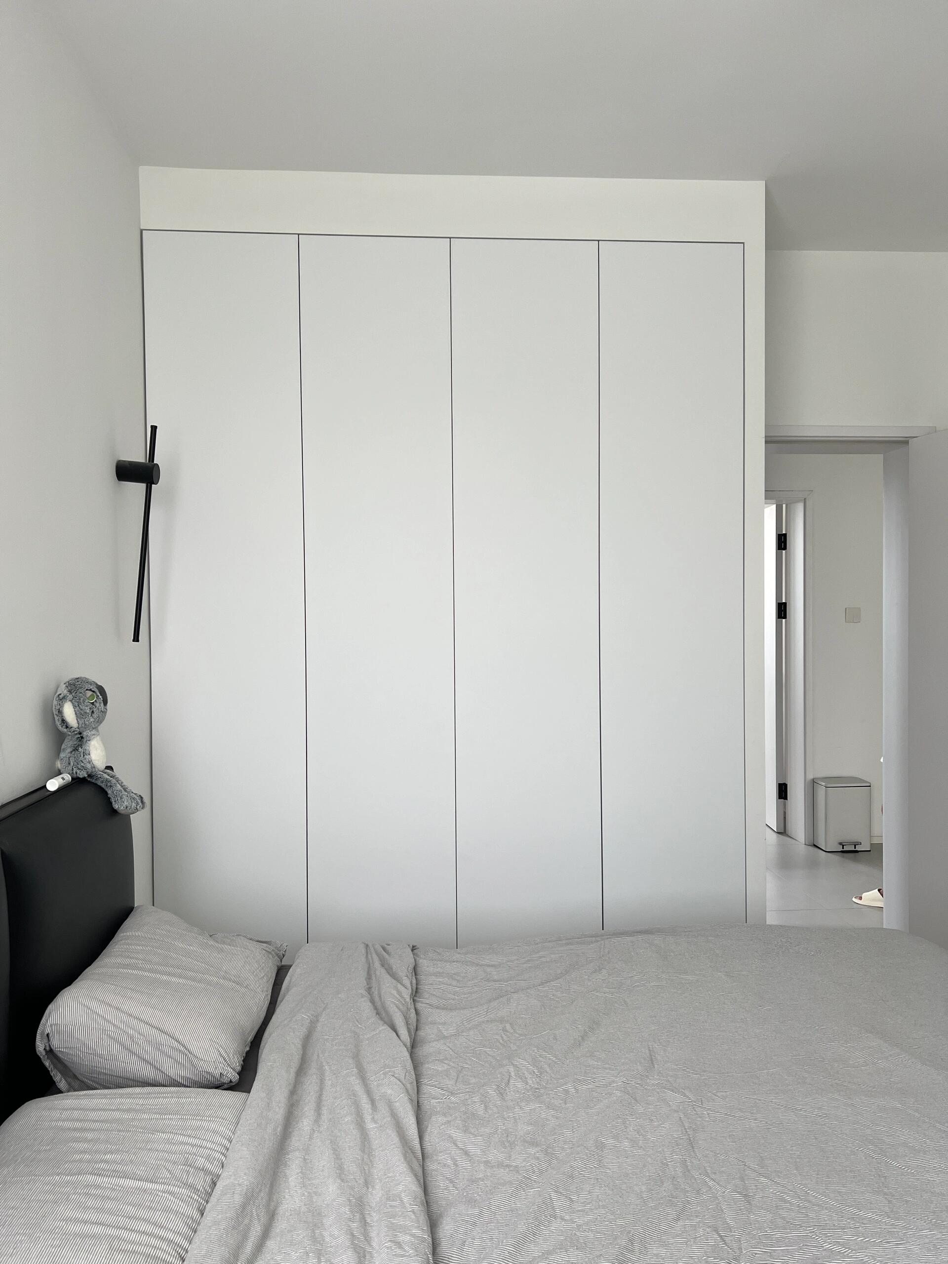 墙壁瓷砖烂了一小块怎么办(墙面瓷砖烂了用什么可以修饰)